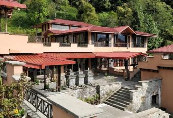 The Chumbi Mountain Retreat & Spa has Balcony rooms