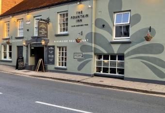 The Fountain Inn & Riverside Restaurant allows 18 year olds to book a room