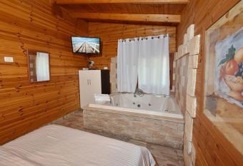 Sapir Cabin allows 18 year olds to book a room
