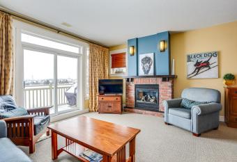 2 Bedroom Rivergrass with a View has Balcony rooms