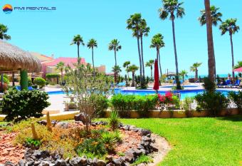 Marina Pinacate A-114 allows 18 year olds to book a room