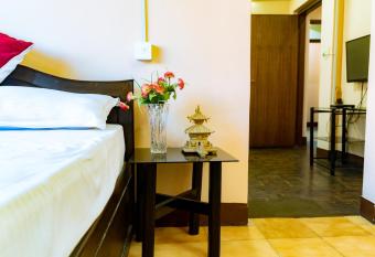 KBB Hotel and Apartments Hosted by Hostmandu allows 18 year olds to book a room