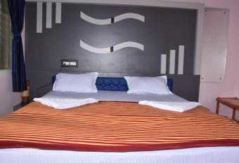 Coconut Homestay Hampi has Balcony rooms