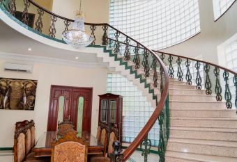 Luxurious Mini-Mansion Villa Adjacent To The Beach has Balcony rooms