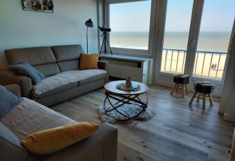 zeedijk westende has Balcony rooms