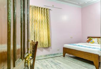 OYO Home 77778 Bbb Guest House allows 18 year olds to book a room