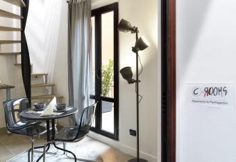 Appartamento Parmigianino has Balcony rooms