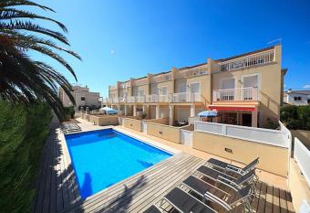 3 bedrooms house with shared pool enclosed garden and wifi at Port de Pollenca Mallorca Islas Baleares has Balcony rooms