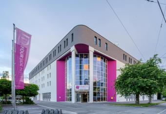 FourSide Hotel Salzburg allows 18 year olds to book a room