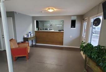 Suburban Studios Brazil allows 18 year olds to book a room