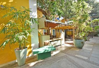 Hotel Villa Des Gouverneurs has Balcony rooms