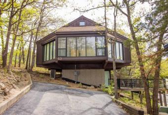 UNIT 53 - TREELOFT 3 BEDROOM VILLA has Balcony rooms