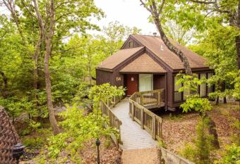 Unit 54 - Treeloft 3 Bedroom Villa has Balcony rooms