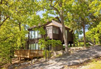 Unit 51 - Treeloft 3 Bedroom Villa has Balcony rooms