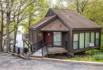 Unit 75 - Treeloft 3 Bedroom Villa has Balcony rooms