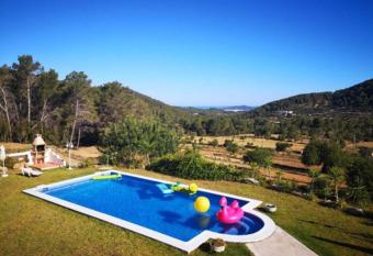 Can Ram  n has Balcony rooms