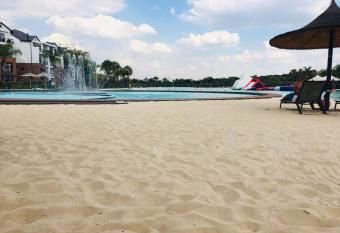 The Blyde Pretoria beach allows 18 year olds to book a room