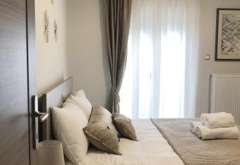 Xenia_Apartments A6 allows 18 year olds to book a room