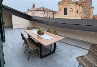 Dimora del Voltone has Balcony rooms