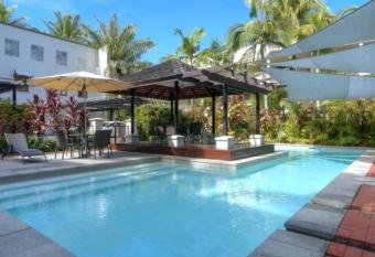 Tropical One Bedroom Apartment at The Mediterranean has Balcony rooms