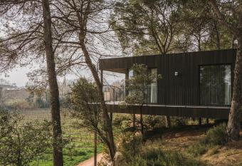 Les Cabanes de l Oller del Mas has Balcony rooms