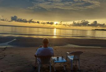 Bella s Beach Resort Apartment 8 has Balcony rooms