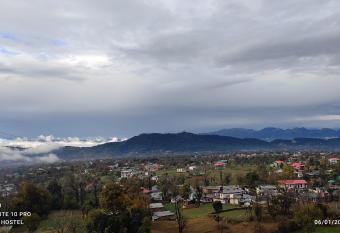 Hill Veu Home Bir Billing has Balcony rooms