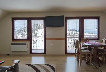 Apartman Bambi Zlatar has Balcony rooms