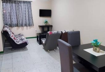 Todo al alcance de tu mano... Esmeralda has Balcony rooms