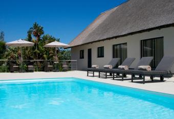 Cape Vermeer allows 18 year olds to book a room