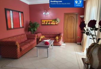 Casamia - 2 camere da letto allows 18 year olds to book a room