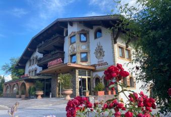 Hotel Tyrolis has Balcony rooms