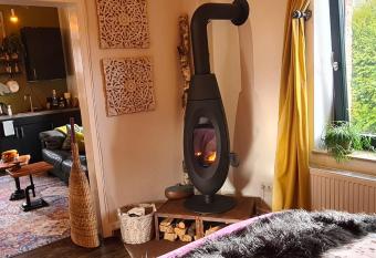 Boutique Apartments Benz I-III allows 18 year olds to book a room