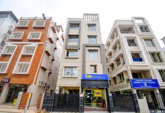 FabHotel Divira Inn allows 18 year olds to book a room