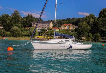 Flairhotel am W  rthersee has Balcony rooms