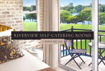 Pont de Val Lux Self Catering by Dragonfly has Balcony rooms