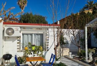 Casa Coqueta allows 18 year olds to book a room