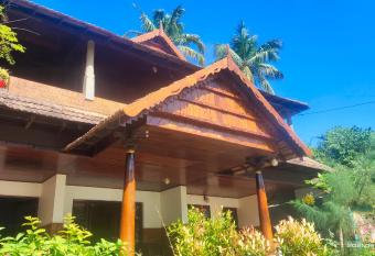 Ambadi s Villa has Balcony rooms
