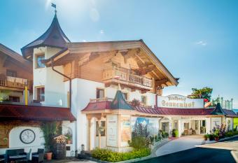Hotel Sonnenhof has Balcony rooms