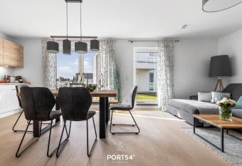 Am Hafeneck allows 18 year olds to book a room