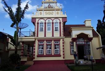 Villa Eindhoven Kota Bunga has Balcony rooms