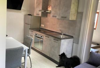 Moonlight Apartament allows 18 year olds to book a room