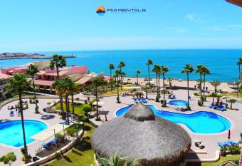 Marina Pinacate C-518 allows 18 year olds to book a room