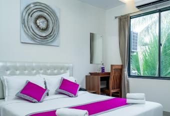 Nexstay Treats Inn allows 18 year olds to book a room