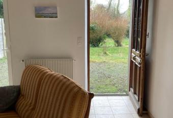 les landes allows 18 year olds to book a room