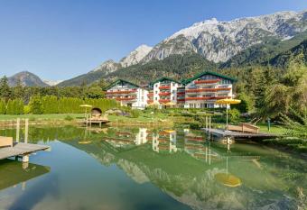 Alpenhotel Speckbacher Hof has Balcony rooms