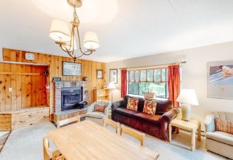 Mountain Green has Balcony rooms