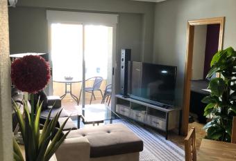 Torrevieja - Caballero de Rodas 173 allows 18 year olds to book a room