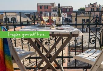 Thalassa Apartment with AC, Terrace and Views allows 18 year olds to book a room