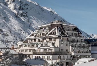 Hotel Alpenland has Balcony rooms
